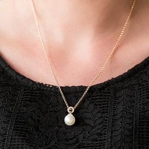 Glamour Girl - Paparazzi Necklace